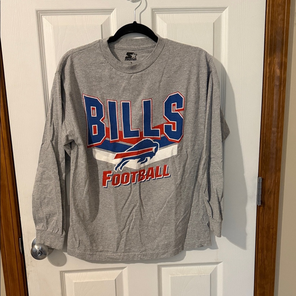 STARTER Gray Long-Sleeve Buffalo Bills Football Tee with Blue and Red Logo